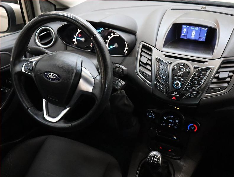 Ford Fiesta (2016) 1.5 TDCi, v dobrém stavu - fotka 7 z 16