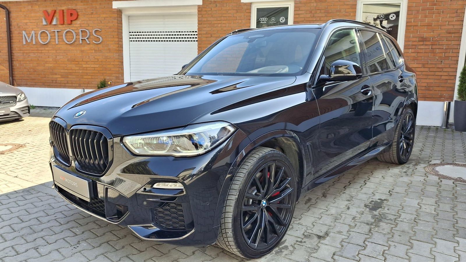 BMW X5 4.0xD-MPAK-R22-NEZ.T.-TAŽNÉ