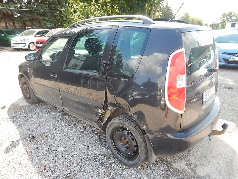 Škoda Roomster 1.2 TSi 63 KW - fotka 8 z 14