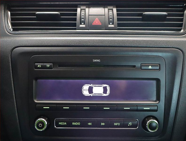 Škoda Rapid (2012) Ambition Plus 1.2 TSI - fotka 13 z 18