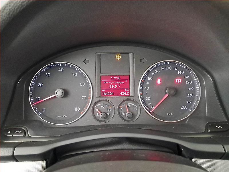 Volkswagen Golf (2008) 1.4 TSI, Tempomat - fotka 11 z 16