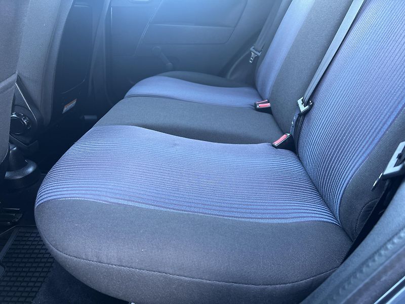 Ford Fusion 1.4i 16v KLIMATIZACE  ABS - fotka 19 z 32