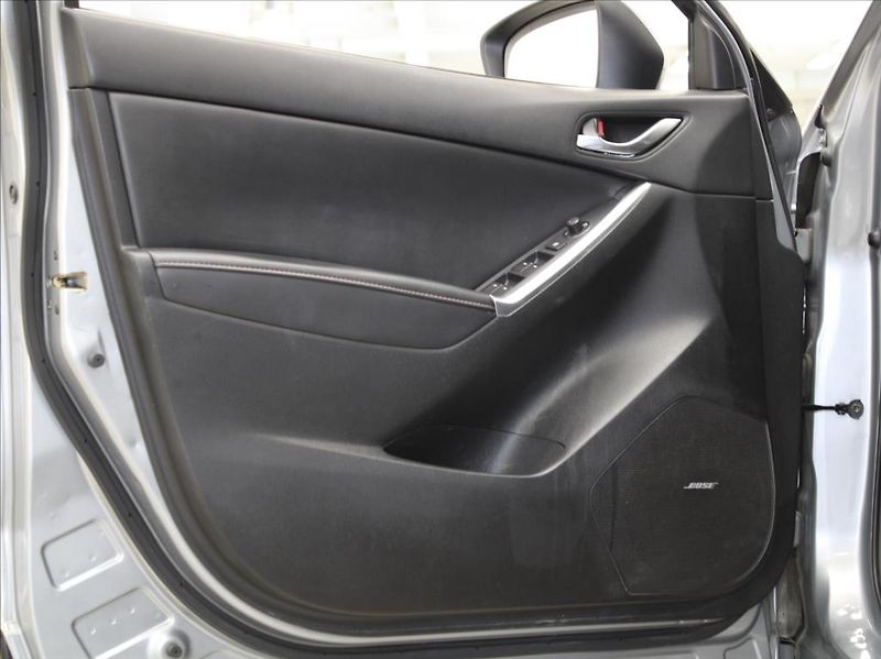 Mazda CX-5 2,0 G160 4x4 MT Tažné Bose ČR - fotka 16 z 27