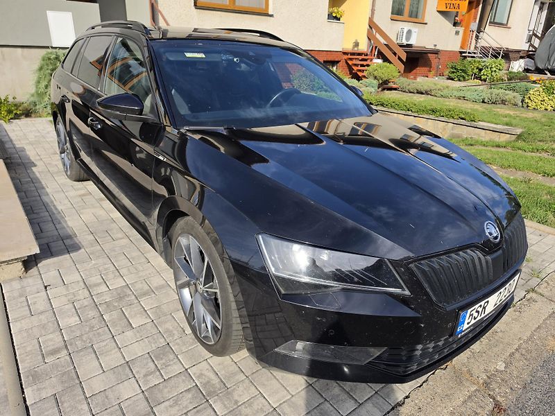 Škoda Superb (2018) SportLine 2.0 TDI 140kW 4x4 - fotka 3 z 32