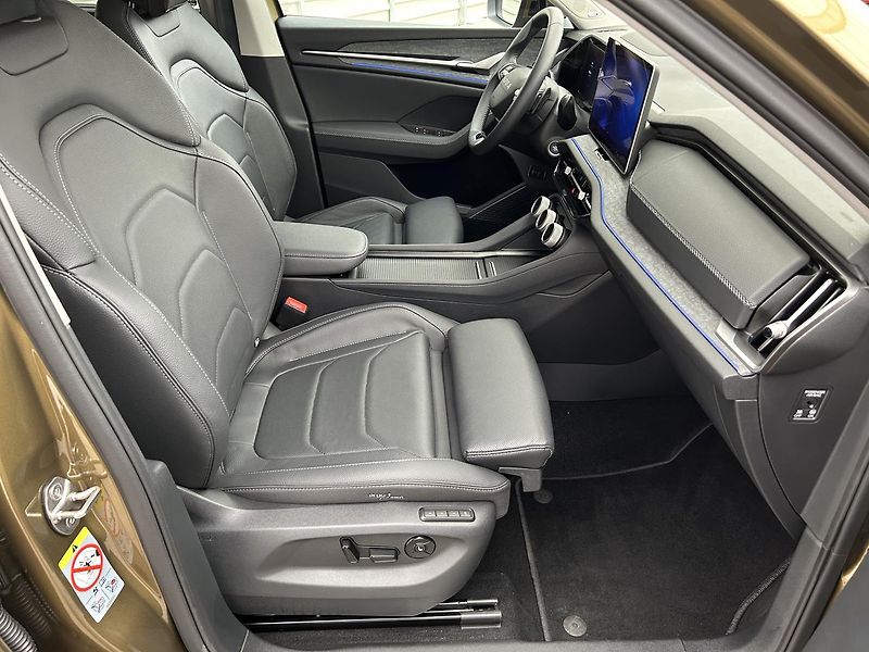 Škoda Kodiaq 2.0 TDI 4x4 Exclusive Selectio - fotka 9 z 25