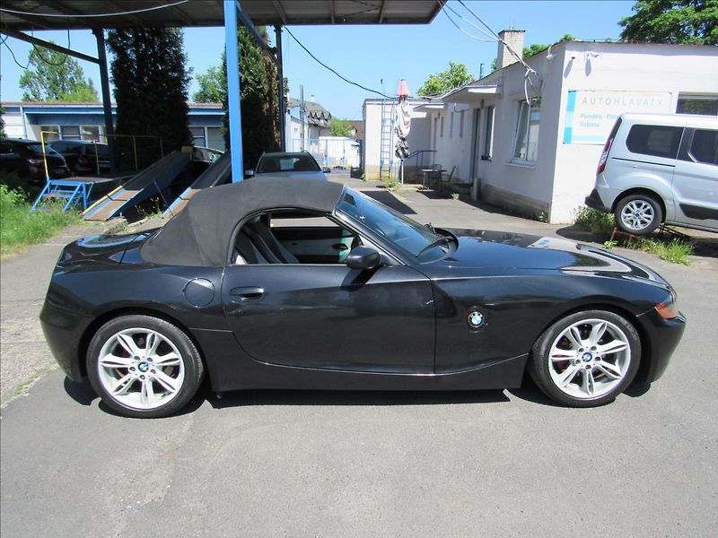 BMW Z4 2,5 i 141kW Manuál - fotka 16 z 39