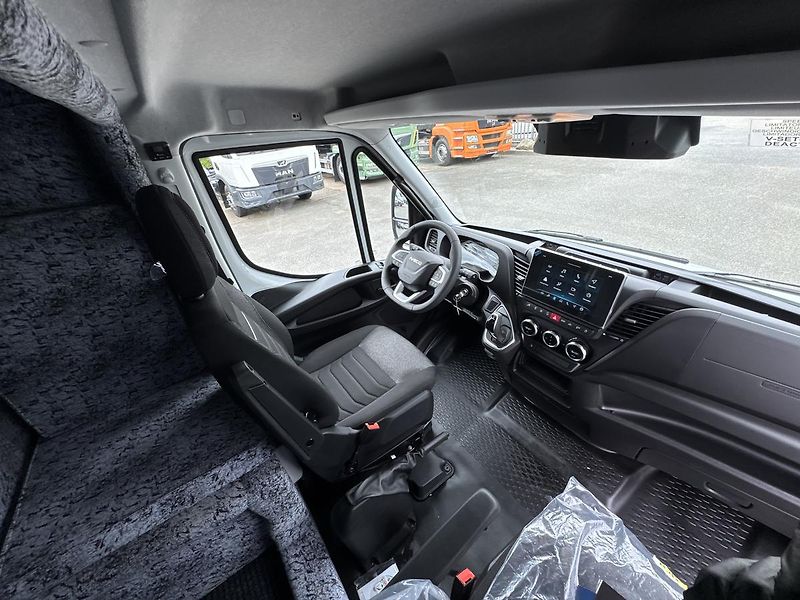 Iveco Daily (2026) 35S18 * 3.0*  DLOUHÁ KABINA-CZ - fotka 13 z 33