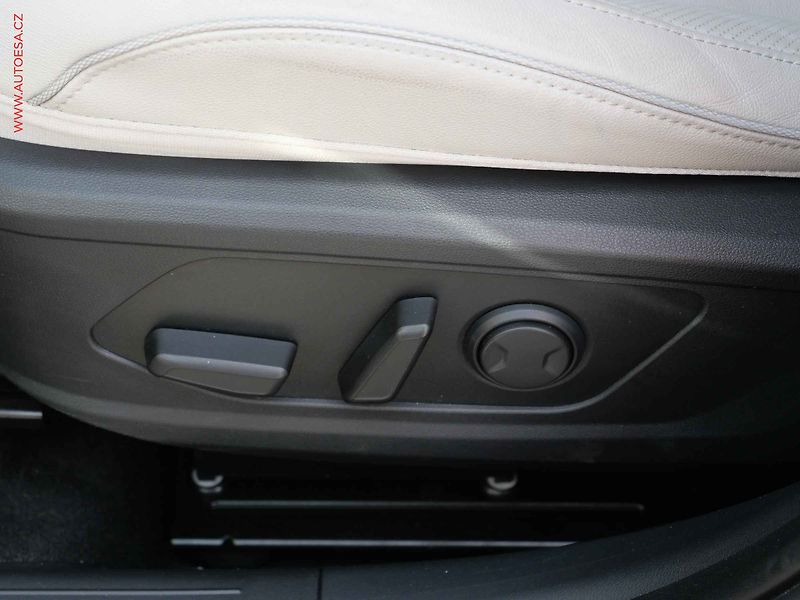Hyundai Tucson (2021) 1.6TGDi HEV 4x4, 1.maj,ČR - fotka 12 z 27