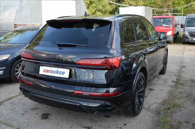 Audi Q7 (2022) 3,0 TDI QUATRO - fotka 3 z 35