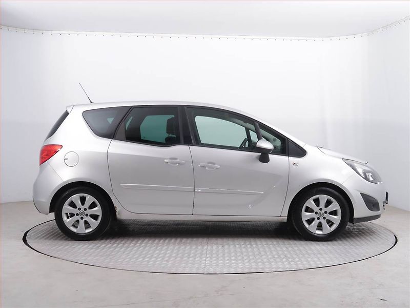Opel Meriva (2012) 1.4 Turbo, nová STK - fotka 6 z 17