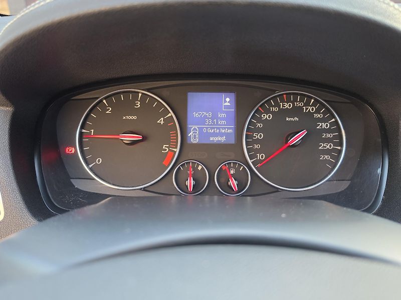 Renault Laguna 2.0dCi 131kW INITIALE*PANORAMA - fotka 18 z 58