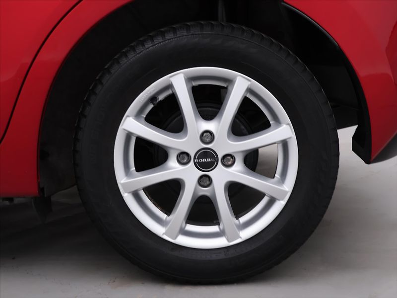 Mazda 2 1,5 G 90 REVOLUTION CZ 1.maj - fotka 28 z 35