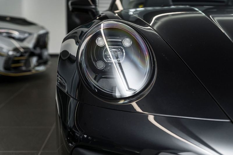Porsche 911 Carrera GTS Cabriolet/BOSE/PAS - fotka 10 z 23