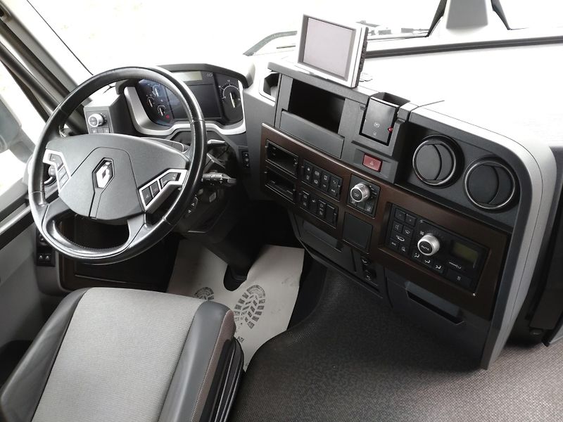 Renault Trucks T 380 - 18t - 18EP- Čelo- Lůžko - fotka 34 z 39