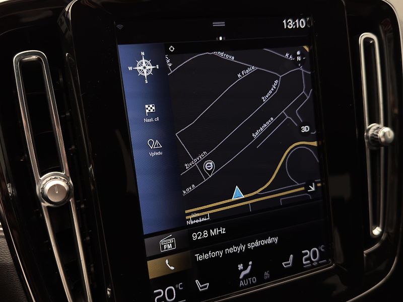 Volvo XC40 B4 AWD INSCRIPTION AUT  - fotka 36 z 51