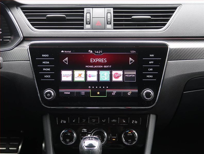 Škoda Superb (2021) Sportline 2.0 TDI - fotka 12 z 20