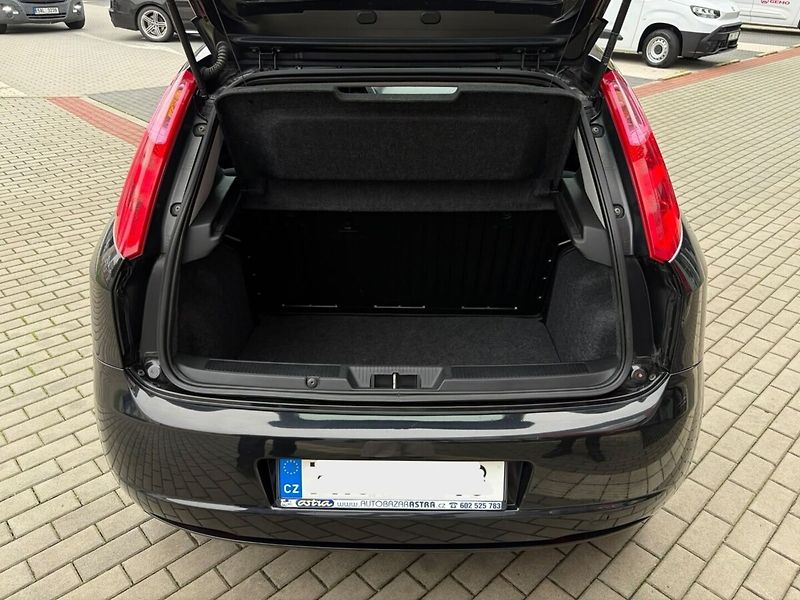 Fiat Punto 1.2 - fotka 13 z 14