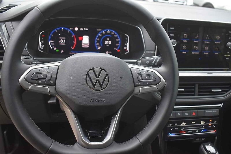 T-Cross se bude prodávat jak obyvatelům měst, tak i venkova