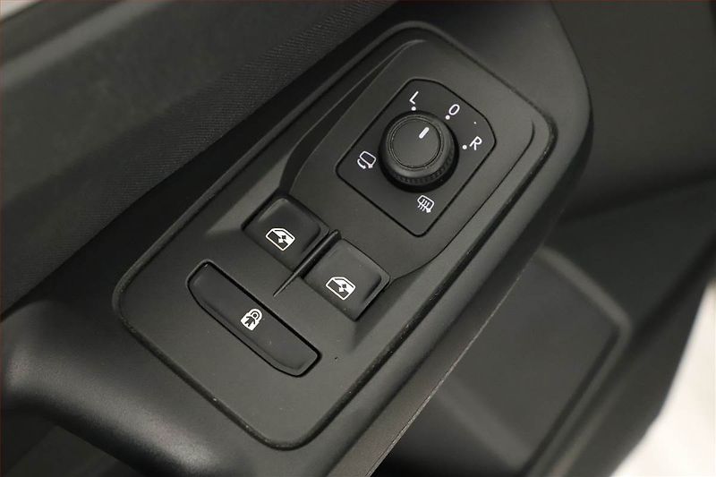Volkswagen Caddy (2022) Life 2.0 TDI, 5Míst, ČR, 1Maj - fotka 20 z 20
