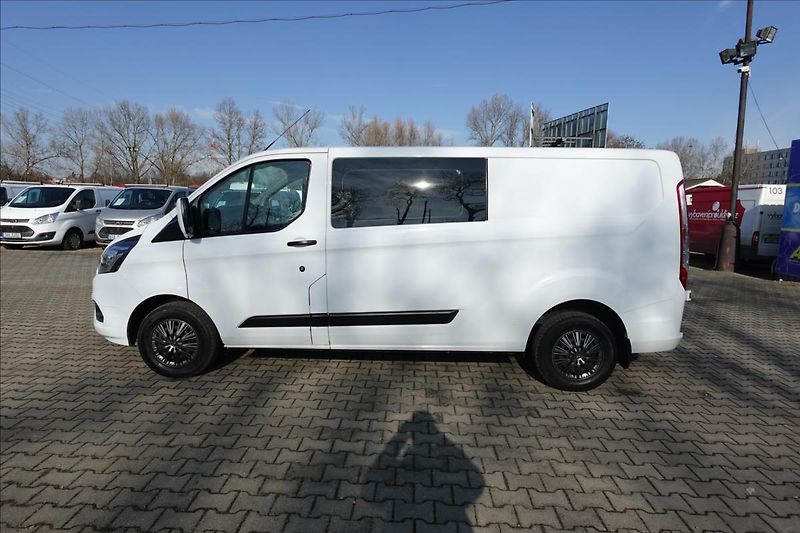 Ford Transit Custom 2,0 TDCI  L2H1 6MÍST KLIMA - fotka 3 z 35