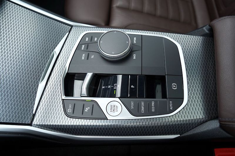 BMW Řada 3 M340i xDrive/AT/375PS,Facelift - fotka 47 z 50