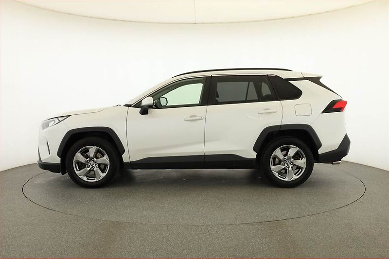 Toyota RAV4 (2020) 2.0 Valvematic - fotka 3 z 18