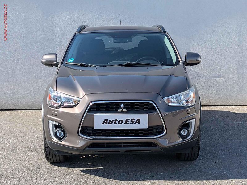 Mitsubishi ASX (2015) 1.6MIVEC, 1.maj, AC, park - fotka 2 z 14