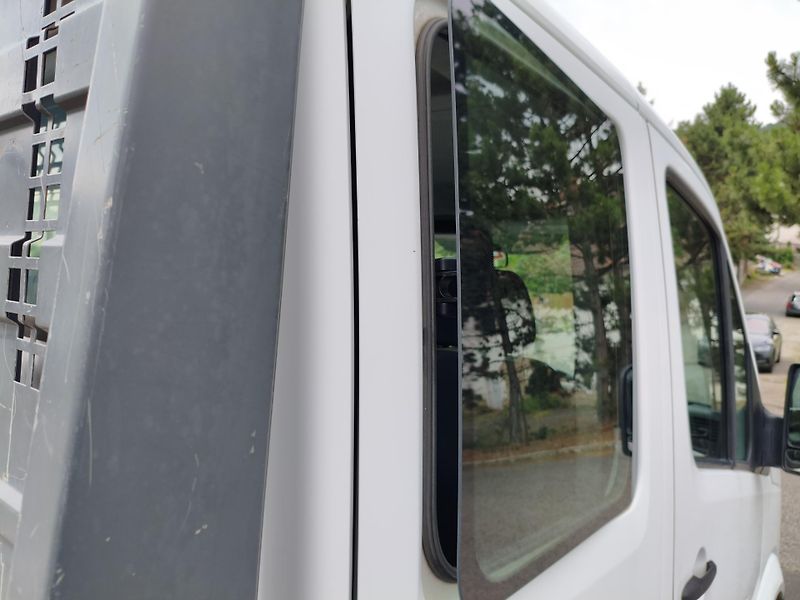 Volkswagen Crafter (2016) 2,0 TDI 80Kw 7 míst - fotka 18 z 30