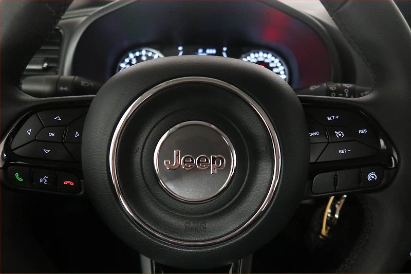 Jeep Renegade (2022) 1.3 T-GDI, Automat, ČR,1.maj - fotka 18 z 18