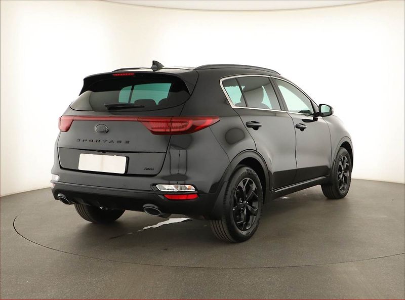 Kia Sportage (2021) Black Edition 1.6 T-GDI - fotka 5 z 15