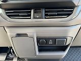 Volkswagen Caravelle (2026) 17kWh Life DR 2,5TSI - náhled 13
