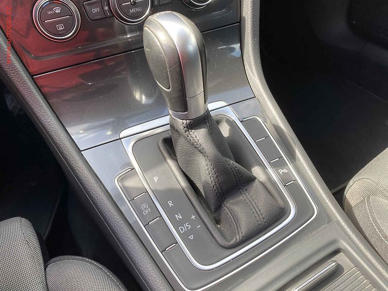 Volkswagen Golf (2017) 1.6 TDi, Comfortline, DSG - fotka 15 z 18
