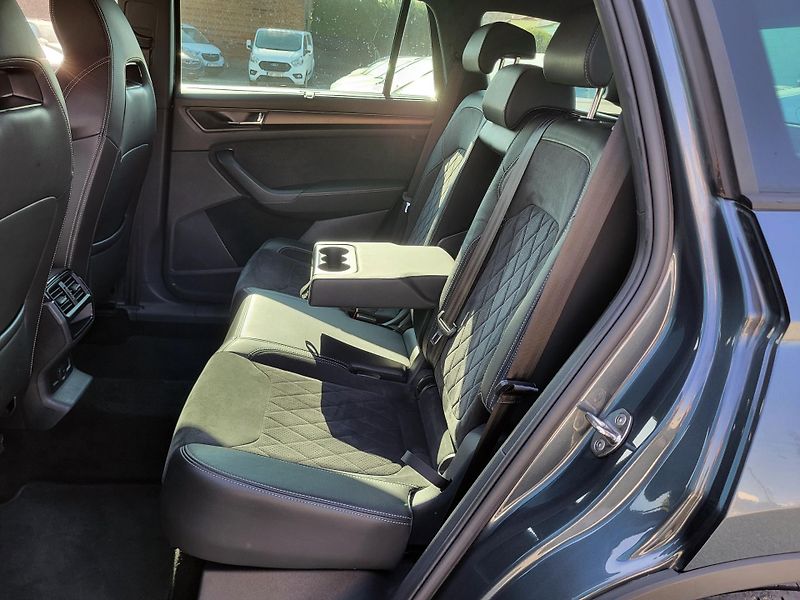 Škoda Kodiaq 2.0 TDi DSG 4x4 SPORTLINE - fotka 8 z 47