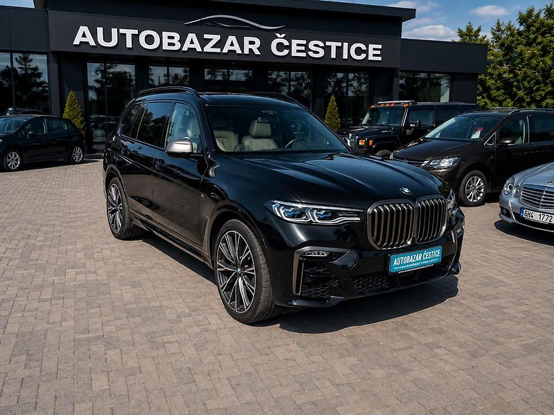 BMW X7 M50d INDIVIDUAL 7 MIST  - fotka 3 z 29