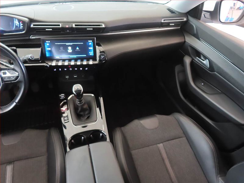 Peugeot 508 (2021) Allure 1.5 BlueHDi, Serv.kniha - fotka 8 z 14