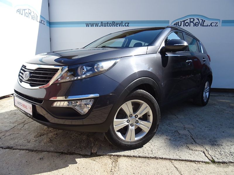 Kia Sportage (2011) 1.7CRDi,85kW,S.kn,tažne,ALU - fotka 2 z 23