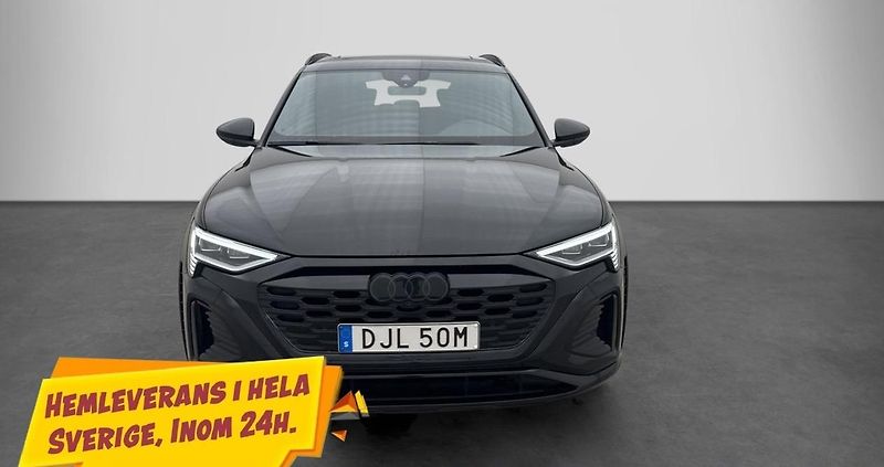 Audi SQ8 e-tron quattro Tažné Pano 360k - fotka 2 z 34