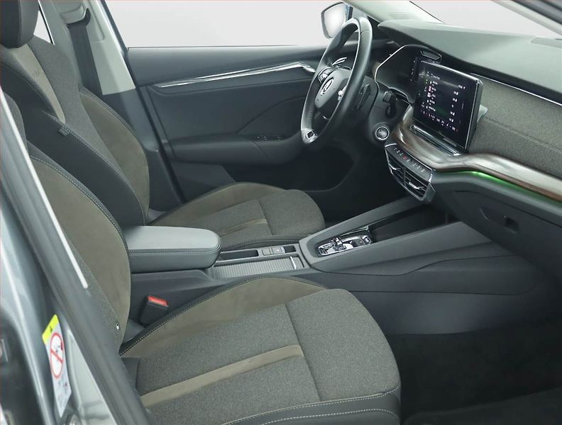 Škoda Octavia (2023) Scout 2.0 TDI, 4X4, Automat - fotka 9 z 27