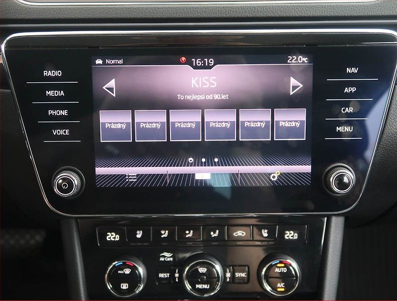 Škoda Superb (2019) Laurin&Klement 2.0 TDI, 4X4 - fotka 12 z 19