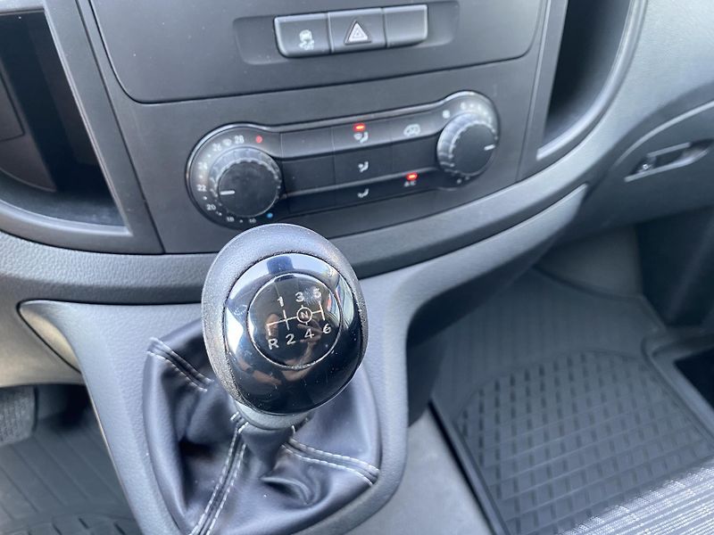 Mercedes-Benz Vito 114 CDI -6 MÍST-KLIMA-LONG-DPH - fotka 21 z 35
