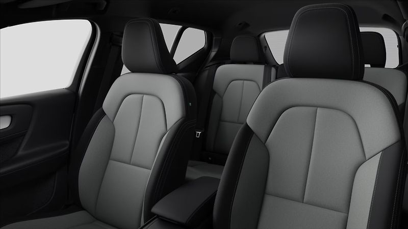 Volvo XC40 (2026) 2,0 B3  Plus - fotka 9 z 9