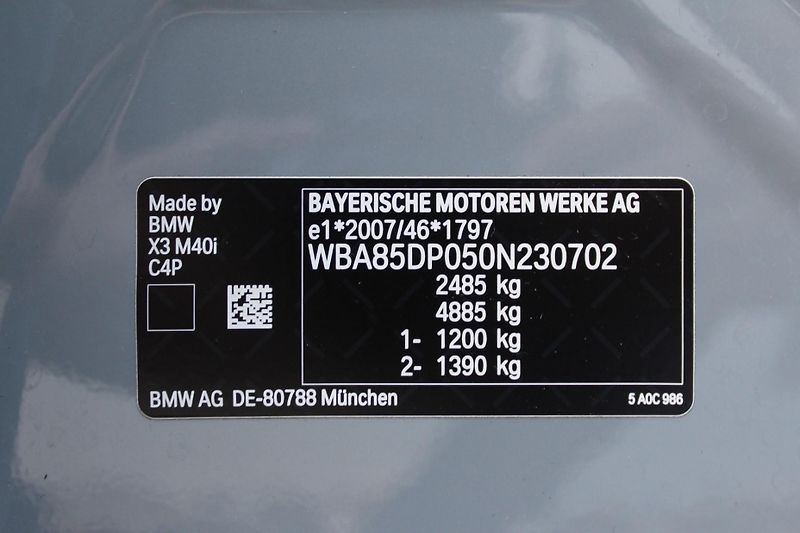 BMW X3 M40i - fotka 27 z 27