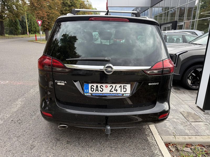 Opel Zafira 2.0 - fotka 9 z 10