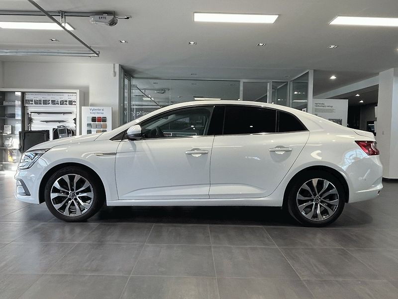 Renault Mégane (2023) GrandCoupé INTENS 1,3TCe 140k - fotka 2 z 20