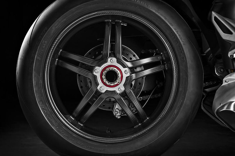 Ducati Panigale V4 S (2021) SP - fotka 36 z 51