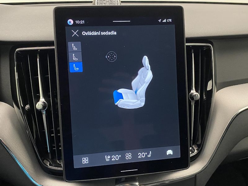 Volvo XC60 T8 AWD RECHARGE BLACK EDITION - fotka 63 z 64
