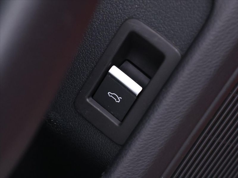 Audi S5 3,0 TDI 251kW S-line LED DPH - fotka 18 z 46