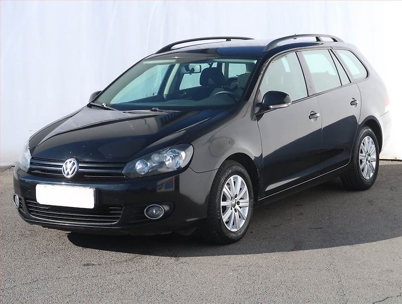 Volkswagen Golf (2011) 1.6 TDI, Serv.kniha, po STK - fotka 2 z 15