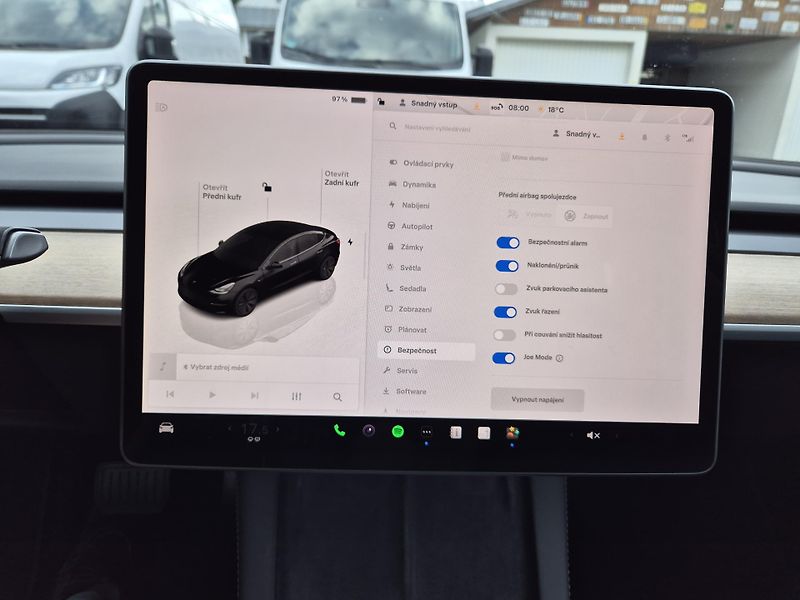 Tesla Model 3 STANDART RANGE 208kw SOH 94% - fotka 28 z 49
