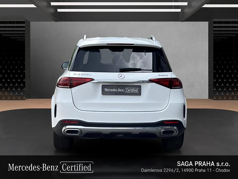 Mercedes-Benz GLE 300d 4MATIC AMG Line - fotka 5 z 21